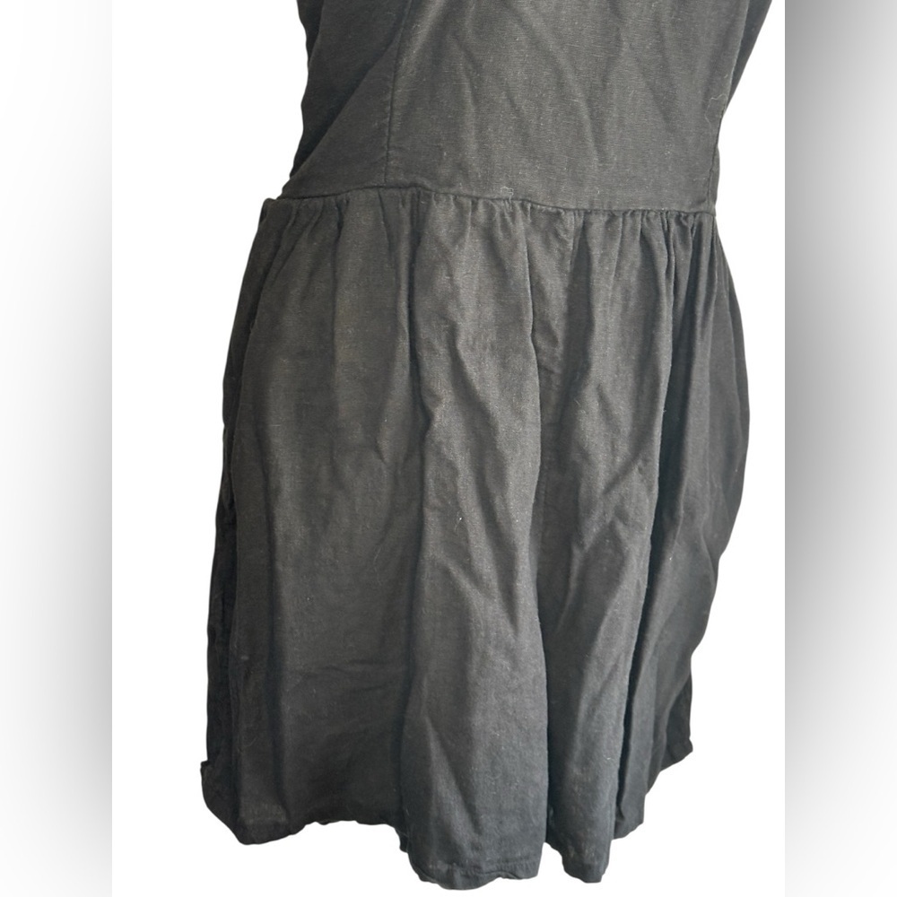 Old Navy Black linen blend O- ring halter Romper Large tall pockets preloved - Picture 6 of 9